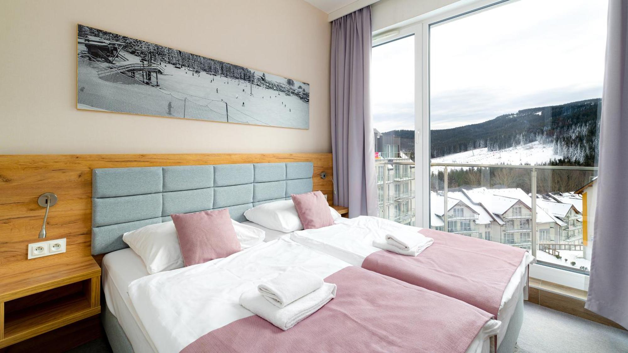 Panorama - Czarna Gora Resort By Sun & Snow Z Basenem I Sniadaniem Sienna  Luaran gambar