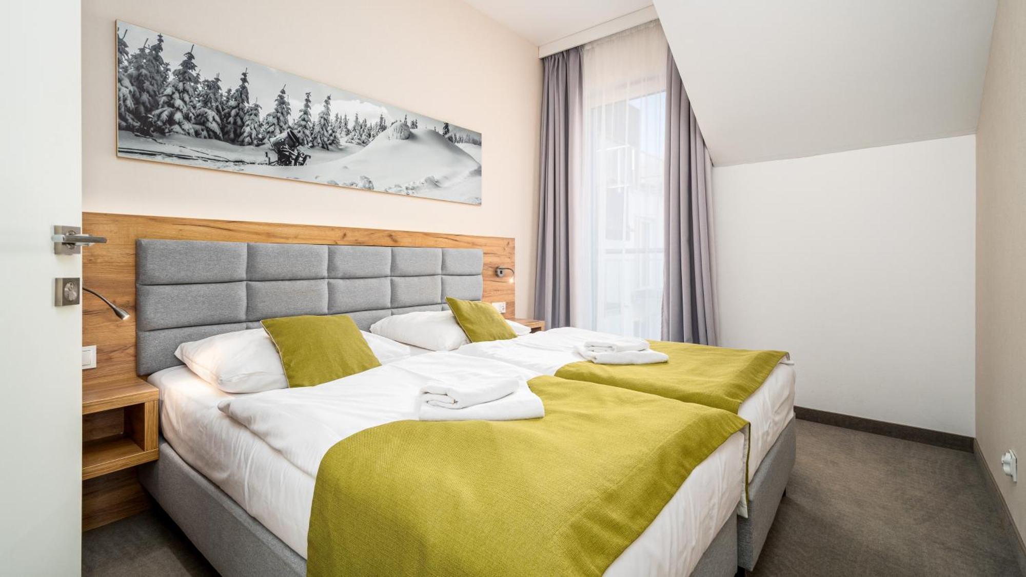 Panorama - Czarna Gora Resort By Sun & Snow Z Basenem I Sniadaniem Sienna  Luaran gambar